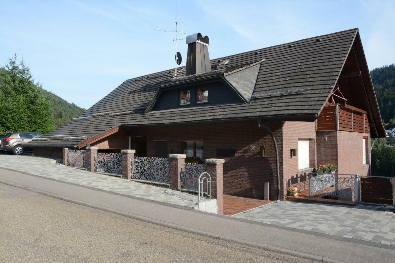 Haus Krick Leilighet Alpirsbach Eksteriør bilde